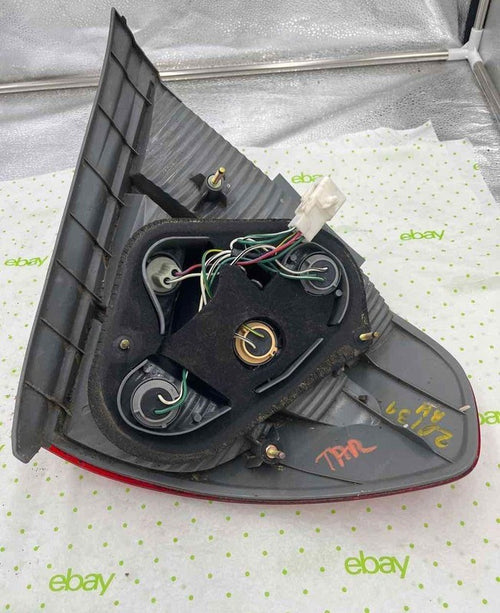 01 02 03 TOYOTA PRIUS TLP-RH Tail Light Assembly Right