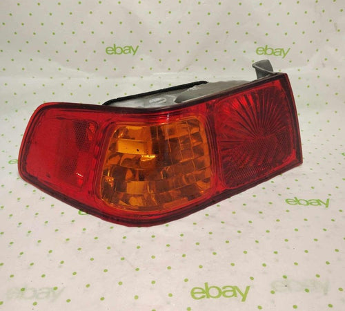 00 01 TOYOTA CAMRY Tail Light Assembly Left